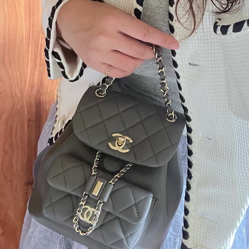CHANEL香奈兒灰色羊皮款duma小號雙肩包芯片款閒置帶膜全配🈶購證-40