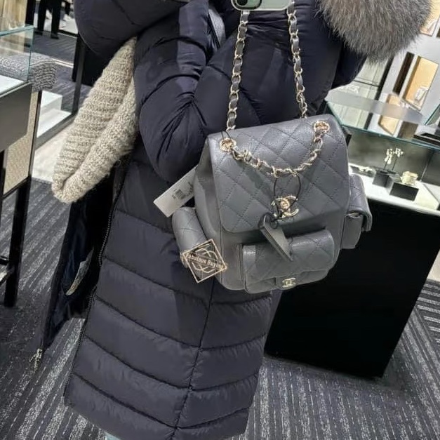 CHANEL香奈兒灰色羊皮款duma小號雙肩包芯片款閒置帶膜全配🈶購證-41