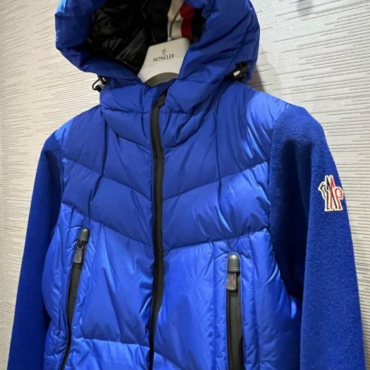💎Han's house精品服飾💎moncler 滑雪系列 羽絨 拼接 連帽 外套 可手水洗 現貨 M 原價38000-5