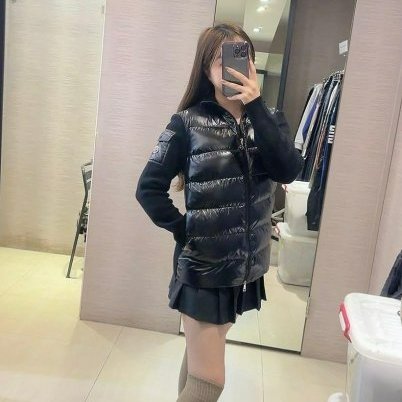💎Han's house精品服飾💎moncler 羽絨 漆面 拼接 美麗諾羊毛 外套 男女共穿 現貨 S 原價41200-1