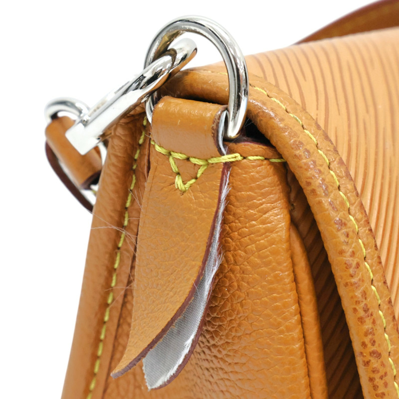 焦糖色 EPI水波紋 牛皮 Buci 肩背包【LOUIS VUITTON LV 路易威登】 M59459-9