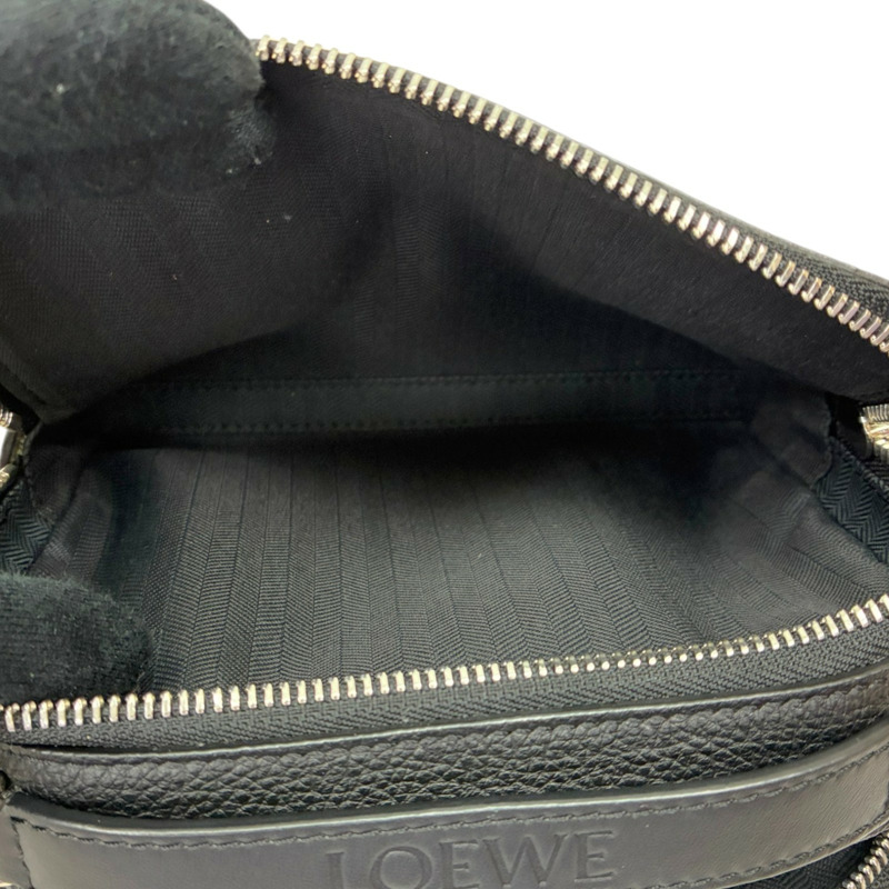 黑色 牛皮 Mini crossbody camera 兩用包【LOEWE 羅威】 C660R41X02-3