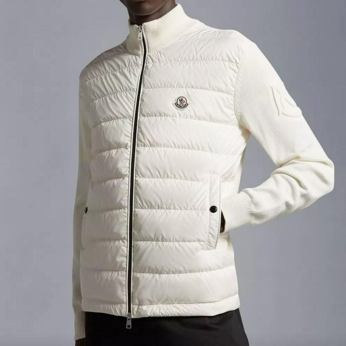 💎Han's house精品服飾💎MONCLER 拼接 羽絨 外套 浮雕 刺繡 消光 可水手洗 現貨 XXXL 原價32000-7