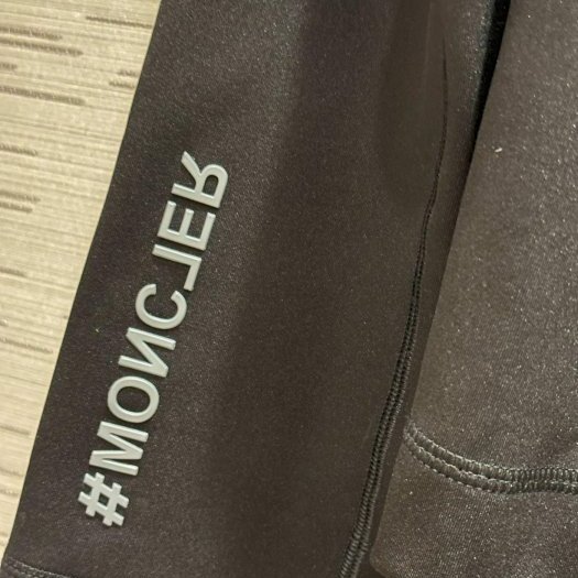 💎Han's house精品服飾💎moncler 羽絨 拼接 外套 滑雪系列 現貨 L 原價 36300 可手水洗-3