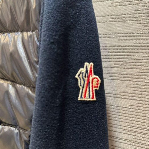 💎Han's house精品服飾💎MONCLER 滑雪系列 羽絨 拼接 外套 現貨 L 原價33800-4