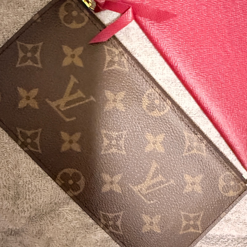 LV WOC-19