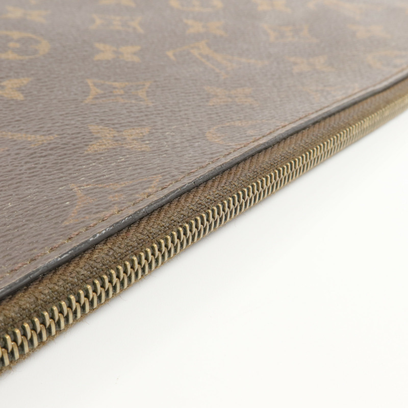 LOUIS VUITTON Monogram Etui Voyage PM手拿包-17