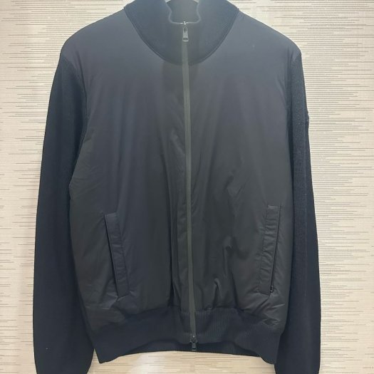 💎Han's house精品服飾💎moncler 消光 黑牌 拼接 尼龍 羽絨 外套 現貨 M L-0