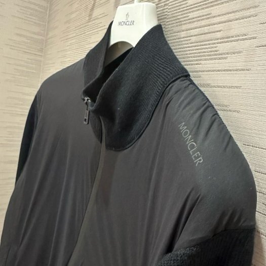 💎Han's house精品服飾💎moncler 消光 黑牌 拼接 尼龍 羽絨 外套 現貨 M L-4