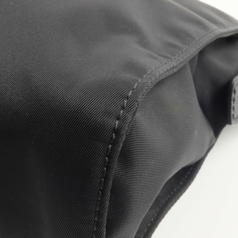 PRADA 尼龍Re-Nylon Pouch手拿包-5