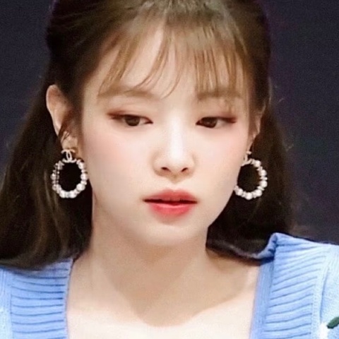 Chanel/香奈兒 21C珍珠圓環雙C耳釘 Jennie同款