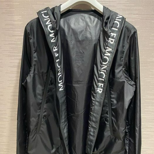 💎Han's house精品服飾💎moncler Junichi 字母 風衣 連帽 外套 現貨 M 原價39300-0