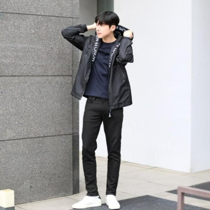 💎Han's house精品服飾💎moncler Junichi 字母 風衣 連帽 外套 現貨 M 原價39300-5