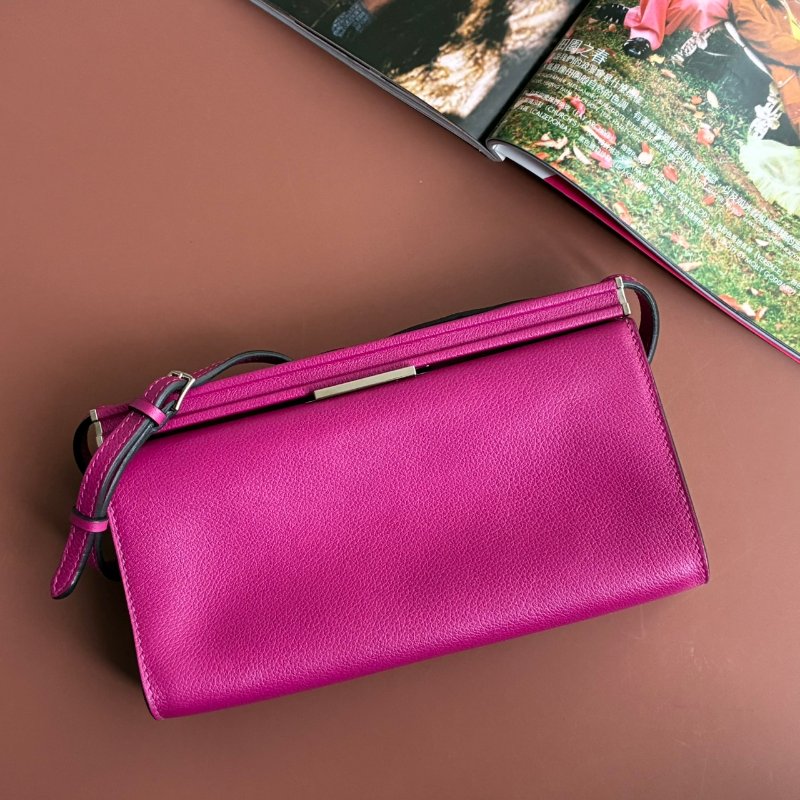 ::Hermès:: Clic-H 21 紫紅色銀扣 手拿包 斜背包-0