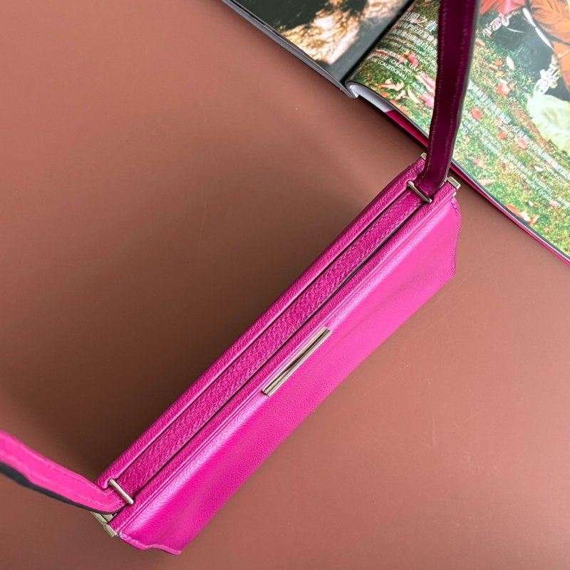 ::Hermès:: Clic-H 21 紫紅色銀扣 手拿包 斜背包-6