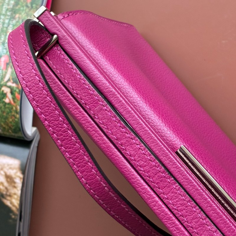 ::Hermès:: Clic-H 21 紫紅色銀扣 手拿包 斜背包-14