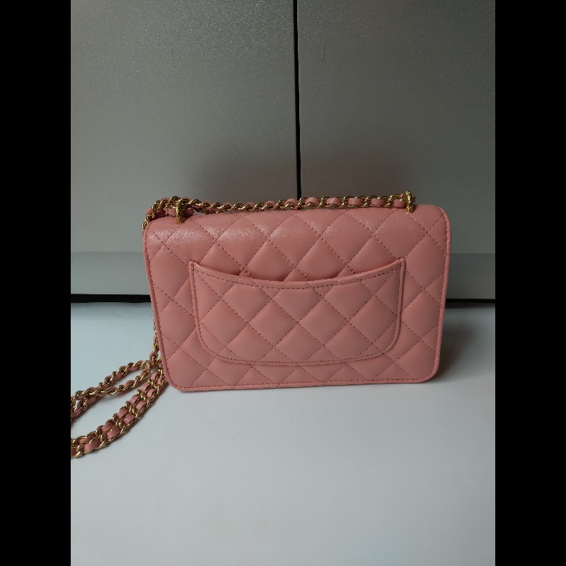 Chanel 金鍊珠光粉皮菱格WOC-2