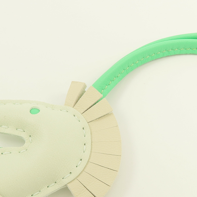HERMES Milo羊皮皮革Seahorse Charm掛飾Vert Fizz/Vert Comics/Craie-3