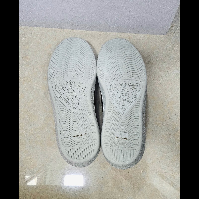 Gucci Ace GG Supreme 男裝帆布休

閒經典gg logo鞋 8碼-3