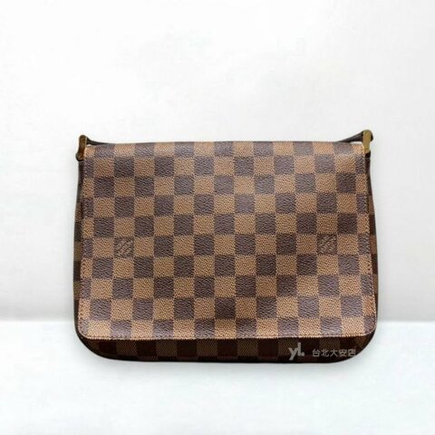 A13085-LV Mussette Tango 棋盤格下蓋王菲包N51301