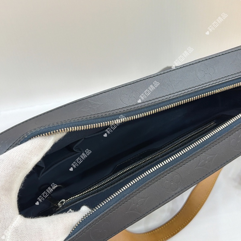 莉亞精品♡Lv 手提公事包 二手美包-13