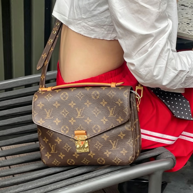 🧥LouisVuitton路易威登老花郵差包芯片款附防塵袋閒置出售-2