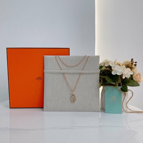 MS0729 Hermes 2026新款 馬頭 邊框 可調節 長短 項鍊 奶茶灰 玫瑰金色 Tonnerre Necklace Marron Glace x RGHW