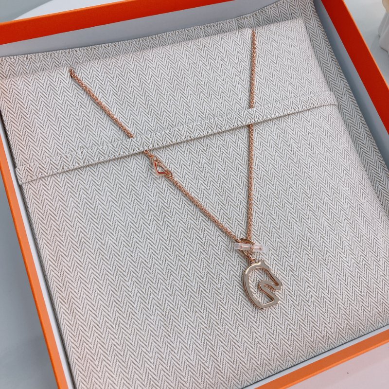 MS0729 Hermes 2026新款 馬頭 邊框 可調節 長短 項鍊 奶茶灰 玫瑰金色 Tonnerre Necklace Marron Glace x RGHW-1