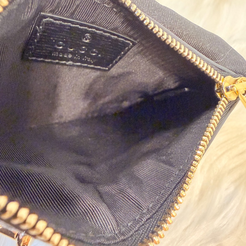 Gucci 黑色牛皮拉鏈零錢包-19