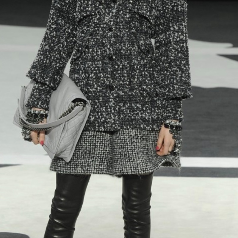 Chanel Le boy maxi XL 35 大尺寸經典秀款包-23