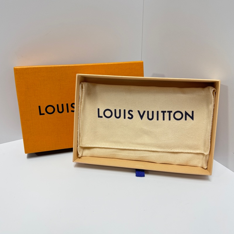 (晶片款全新品🎁) LV Damier 黑老花棋盤格 晶片款短夾-1