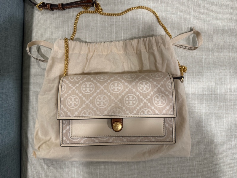 TORY BURCH 白色WOC-1
