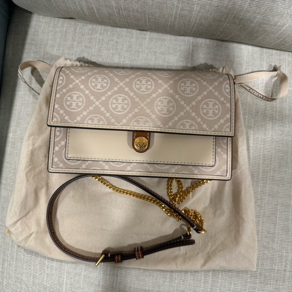 TORY BURCH 白色WOC-5