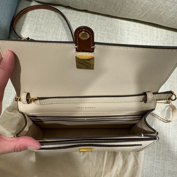 TORY BURCH 白色WOC-9