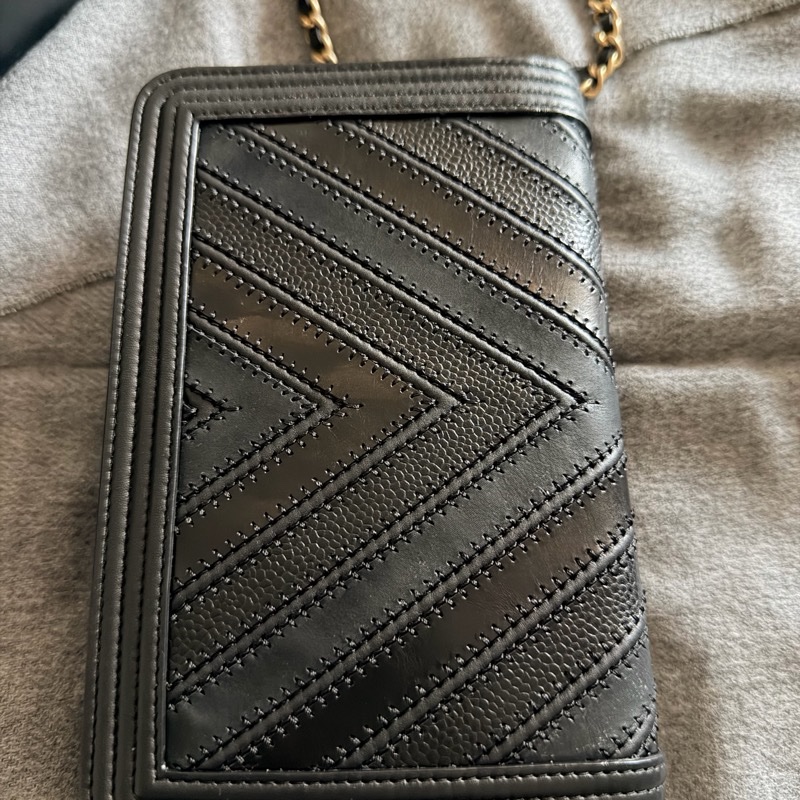 限時全新便宜賣Chanel boy 牛皮WOC 山形紋-12