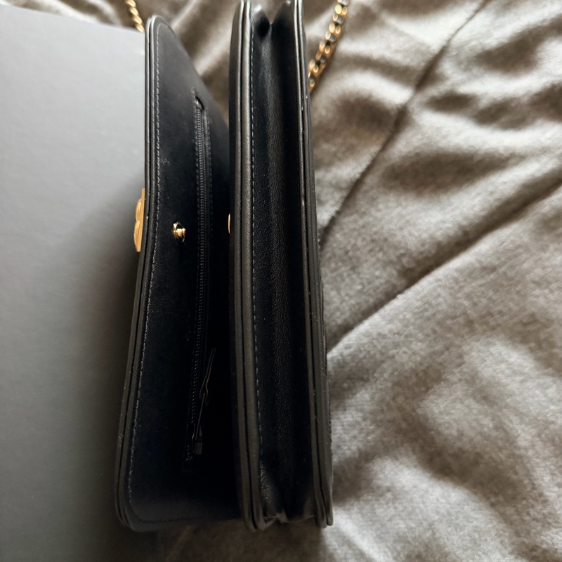 限時全新便宜賣Chanel boy 牛皮WOC 山形紋-21