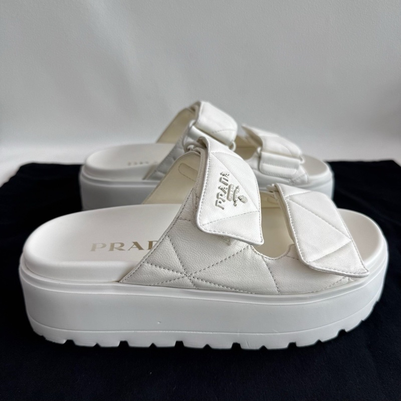 PRADA普拉達 皮革 字母徽標 一字拖鞋 4.5cm 白色35碼-3