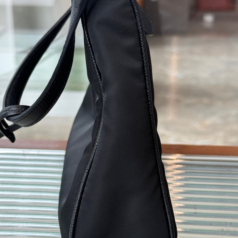 Prada 普拉達 黑色尼龍hobo腋下包-3