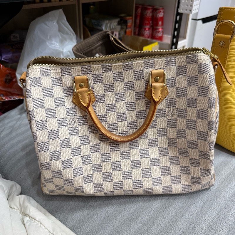lv speedy 30 可側背 95成新以上 邊角如圖 白棋盤格-3