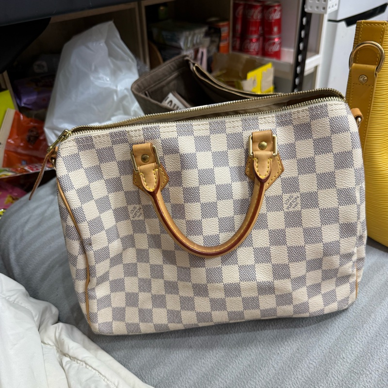lv speedy 30 可側背 95成新以上 邊角如圖 白棋盤格-7
