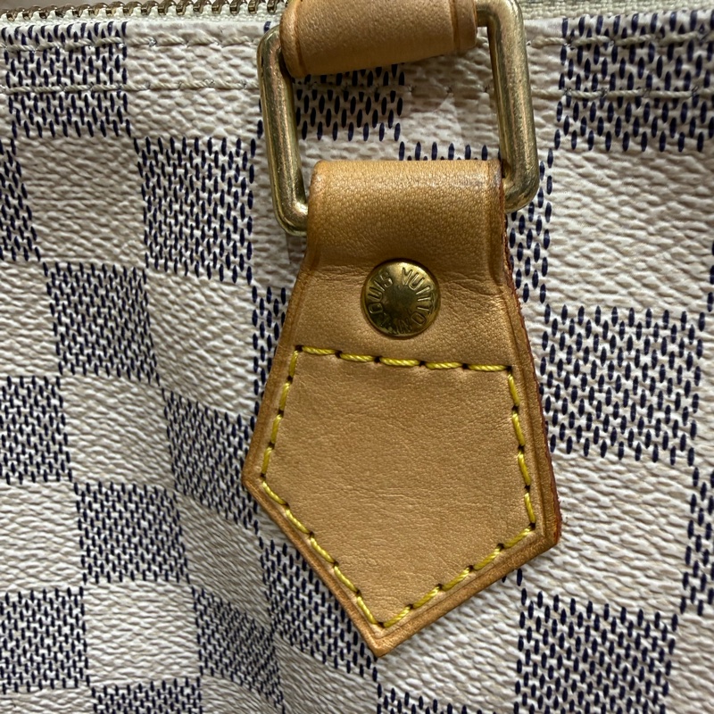 lv speedy 30 可側背 95成新以上 邊角如圖 白棋盤格-11