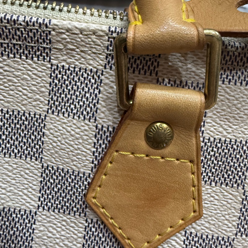 lv speedy 30 可側背 95成新以上 邊角如圖 白棋盤格-13