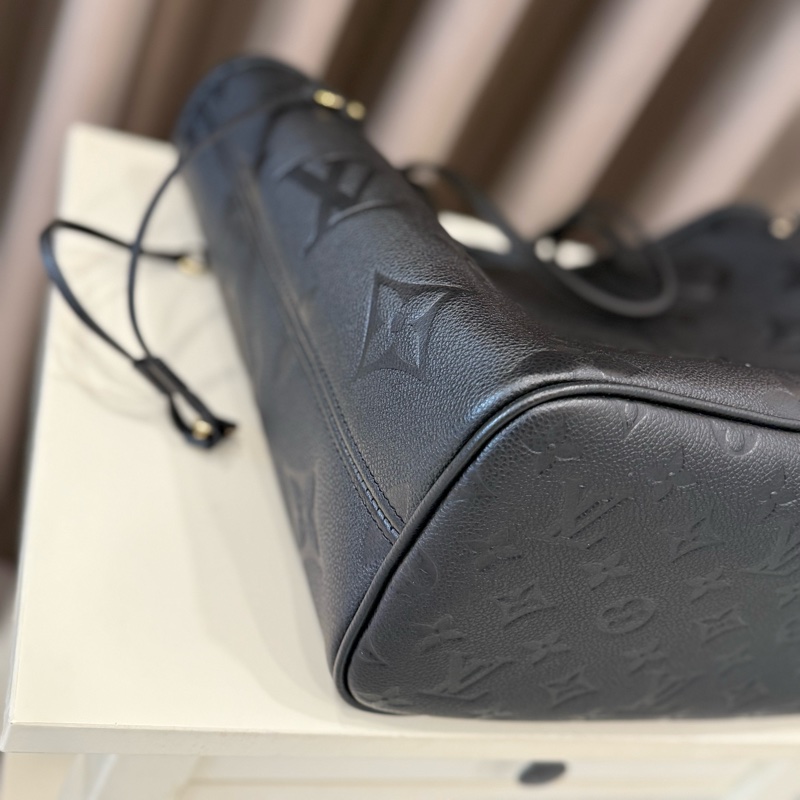 (全新閒置未用)Louis vuitton路易威登Lv neverfull MM經典黑壓紋托特包-5