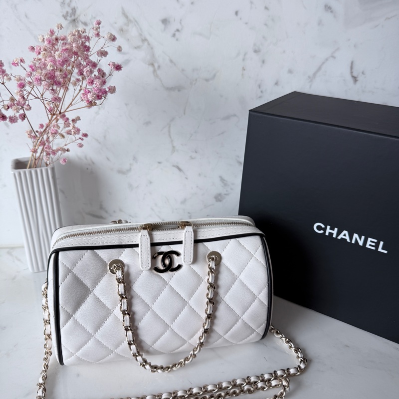 Chanel✨AP4515 2026櫃上新款 黑滾邊保齡球包鏈條包白雪公主包圓筒包 台灣購證-2