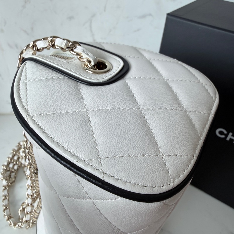 Chanel✨AP4515 2026櫃上新款 黑滾邊保齡球包鏈條包白雪公主包圓筒包 台灣購證-20