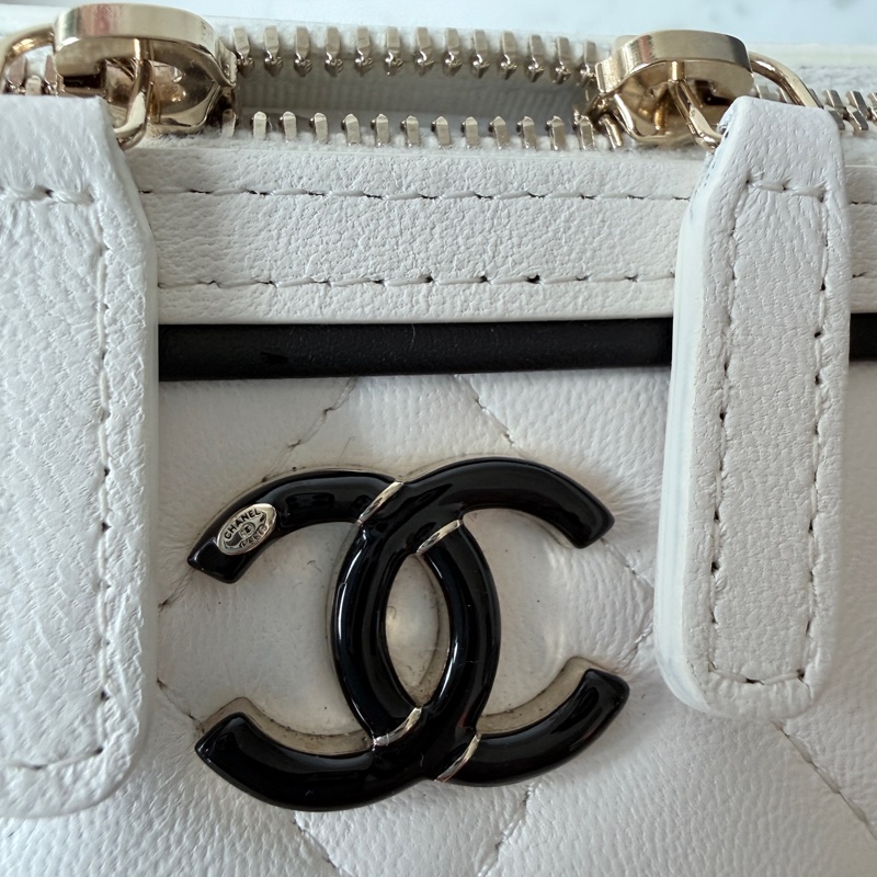 Chanel✨AP4515 2026櫃上新款 黑滾邊保齡球包鏈條包白雪公主包圓筒包 台灣購證-31