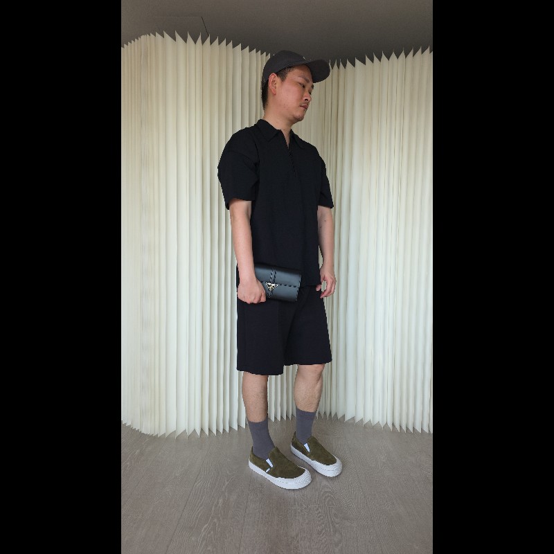 PRADA 手拿長夾包-0