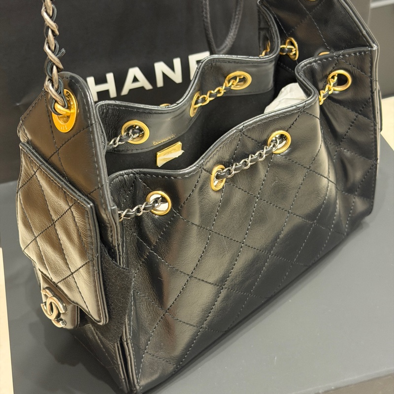 全新全配🈶台灣購證❤️ 香奈兒 #黑金 #25bag #mini #油蠟皮 鴛鴦扣-4