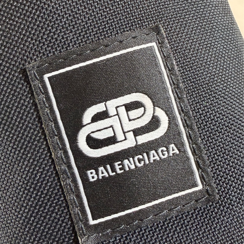 🎁驚喜入手 近新閒置 巴黎世家 Balenciaga 黑雙B大logo 小圓筒包-1