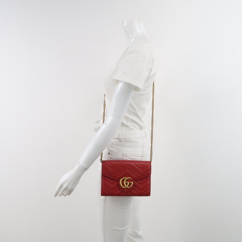 Gucci GG Marmont迷你牛皮V紋絎縫雙G標誌信封包斜背包單肩包-1